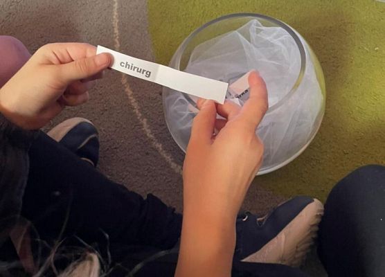 Andrzejkowe wróżby najmłodszych grafika