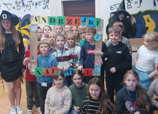 Andrzejkowo i naukowo  grafika