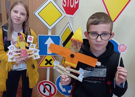 Manualne umiejętności na zajęciach z techniki w klasach IV-VI grafika