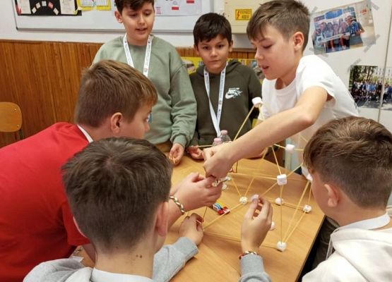 Erasmus+ „Lifelong STEM Learning for Young Learners” – mobilność w Nyíregyházie grafika