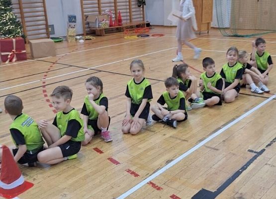 „Lęborskie pierwszaki to fajne dzieciaki” – zawody sportowe grafika