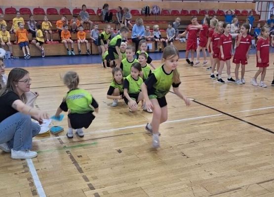 „Lęborskie pierwszaki to fajne dzieciaki” – zawody sportowe grafika