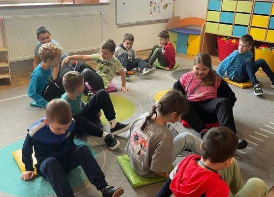 Zimowe sporty w szkolnej świetlicy grafika