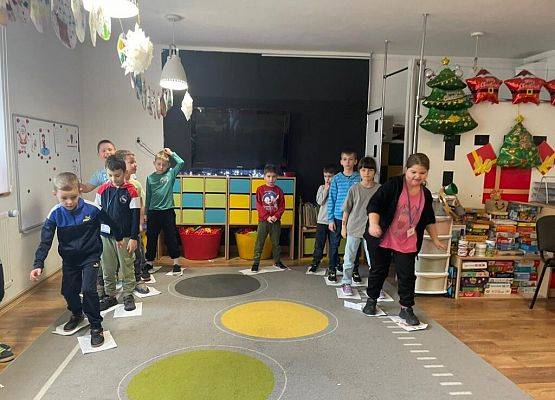 Zimowe sporty w szkolnej świetlicy grafika