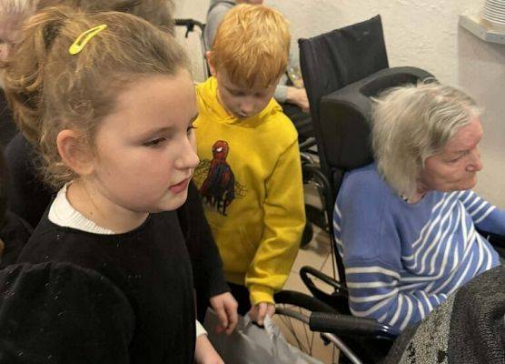 Najmłodsi - Seniorom grafika