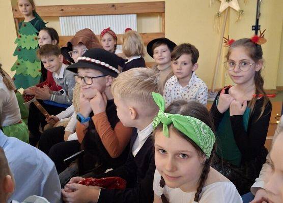 Festiwal świateczny klas 1-3 grafika