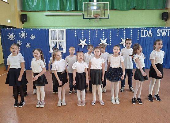 Festiwal świateczny klas 1-3 grafika