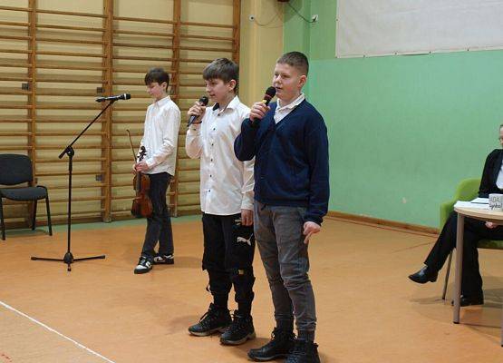 Pierwsze półrocze już za nami grafika