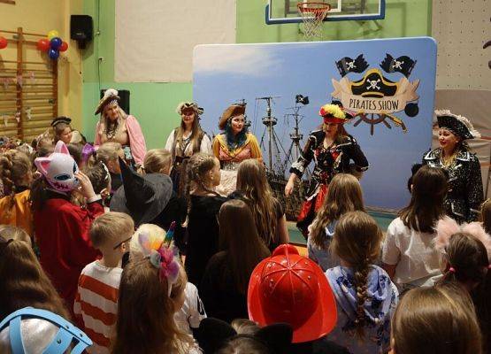 Bal karnawałowy grafika