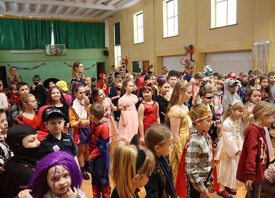 Bal karnawałowy grafika