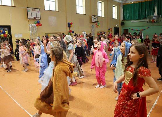 Bal karnawałowy grafika