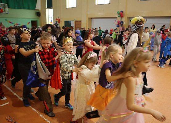 Bal karnawałowy grafika