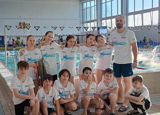 Życiowe rekordy najmłodszych pływaków w Słupsku grafika