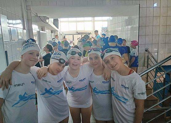 Życiowe rekordy najmłodszych pływaków w Słupsku grafika