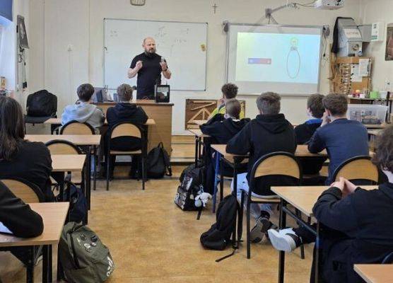 Sukcesu nie mierzy się oceną grafika