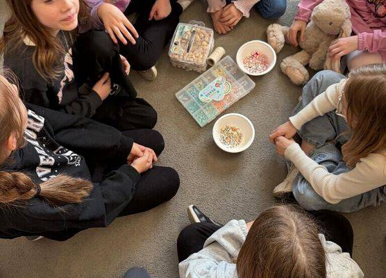 Dzień Kobiet w 2c i 2d grafika