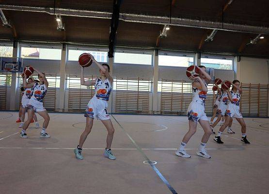 Uroczyste otwarcie hali sportowej „Olimpia” grafika