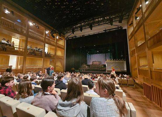 Wyjazd do Teatru Szekspirowskiego – „Burza. Prequel” grafika