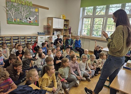 Zdrowe nawyki od najmłodszych lat – spotkanie z dietetyczką grafika