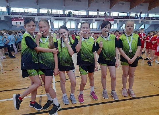 Turniej sportowy „Kto z nas prędzej i lepiej” grafika