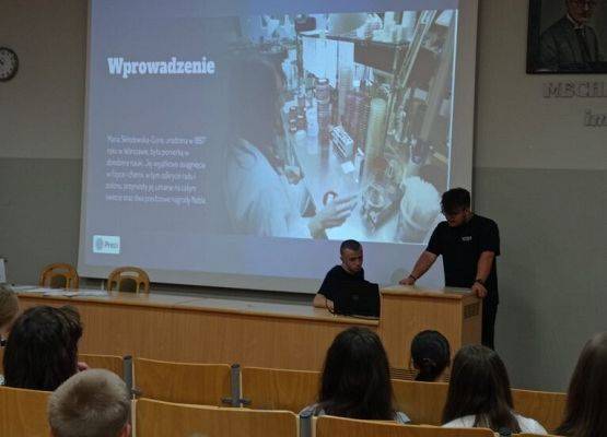 Sukces naszych uczniów w konkursie o Marii Skłodowskiej-Curie grafika