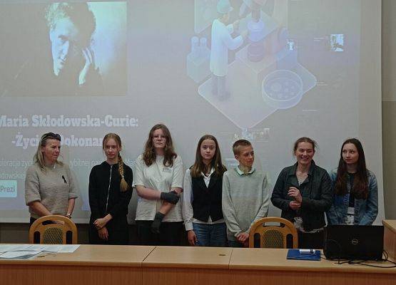 Sukces naszych uczniów w konkursie o Marii Skłodowskiej-Curie grafika