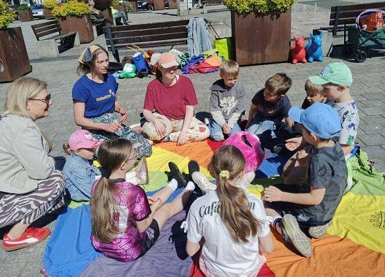 Piknik Literacki z biblioteką grafika
