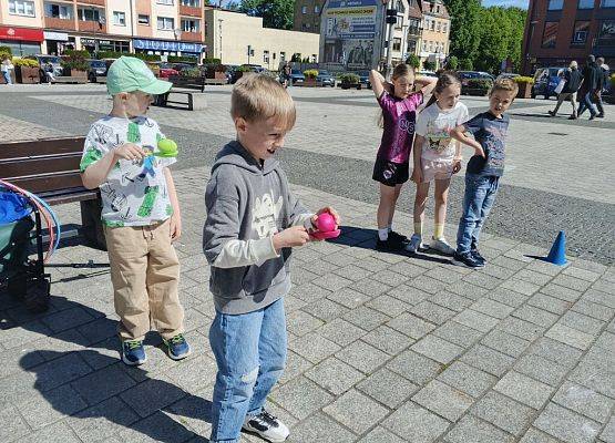 Piknik Literacki z biblioteką grafika
