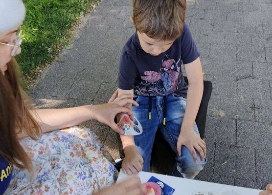 Piknik Literacki z biblioteką grafika