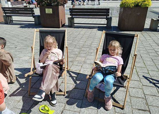 Piknik Literacki z biblioteką grafika