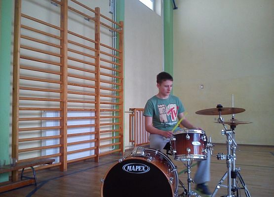 Posłuchaj mnie grafika